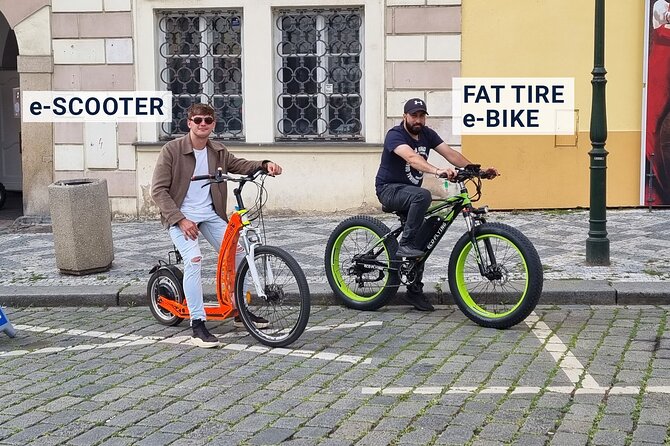Live-Guided e-Scooter Tour of the Old Town of Prague, 60 min - Flexibility with Departure Times and Booking
