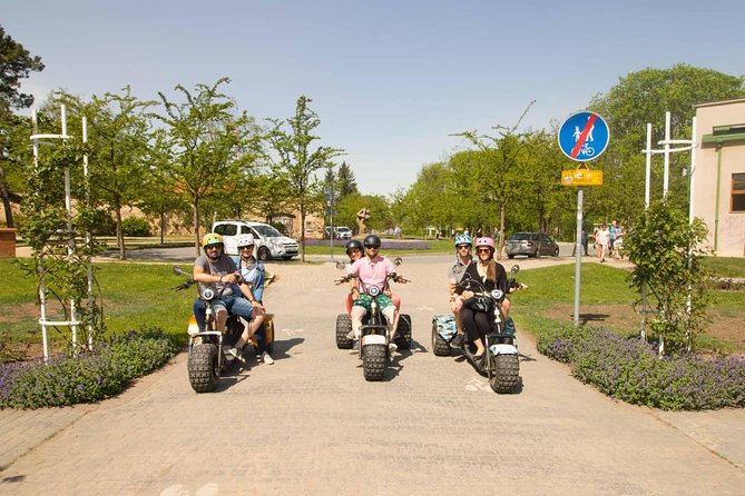 Live-Guided Tour - Trike-Harley Adventure of Prague - Easy Start at Maltezske Square with Flexible Departures