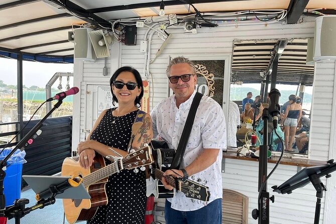Live Music Sunset Cruise with Classic Boat Rides and Anchor Jam - Practical Details: Meeting Point and Group Size