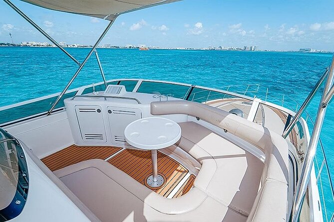 "Live the Luxury Life: Rent Your Own Yacht in Cancun!" - Who Should Consider This Yacht Experience?