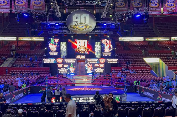 Live Wrestling from the Best Area of the Arena Mexico - Considerations and Limitations of the Tour