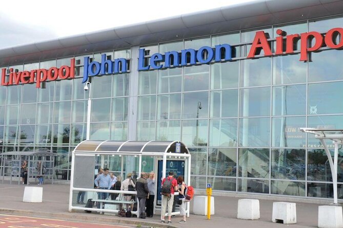 Liverpool Airport Transfer 1 to 14 Passengers One Way Transfer - Luxurious and Practical Liverpool Airport Transfer for Up to 14 Passengers