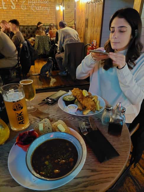 Liverpool: Albert Dock & Cavern Quarter Walking Food Tour - Practical Details: Walking, Pacing, and Weather