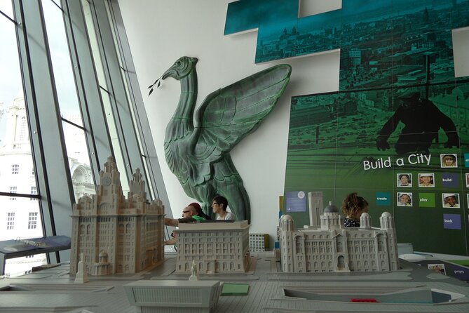 Liverpool and Beatles private walking tour - Exploring Penny Lane and Woolton Village