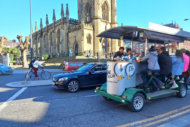 LIverpool beer or prosecco bike tour - The Role of the Guide and the Driver’s Expertise