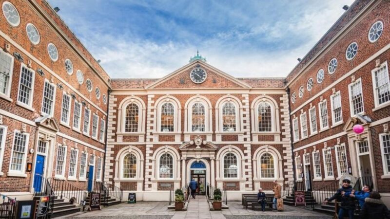 Liverpool: City Walking Tour & Exploration Game - What Sets This Tour Apart