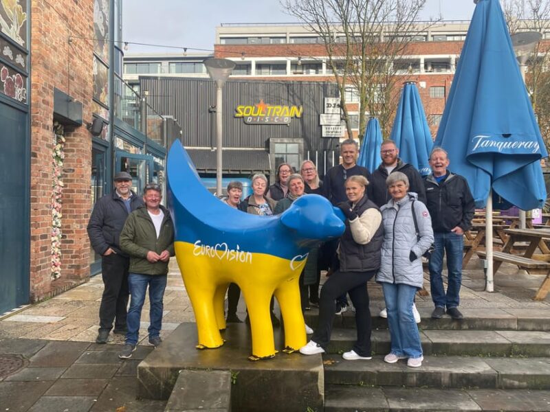 Liverpool: Guided Food and Drink Tour with Tastings - The Guide Experience and Small Group Atmosphere