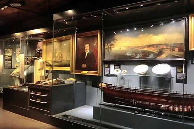 Liverpool Slavery Walking Tour - Commercial Side - The Old "Exchange" and the Nelson Monument