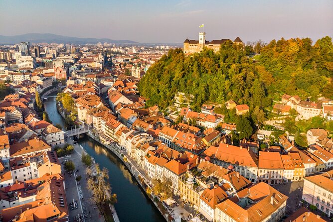 Ljubljana 2Hours and 30Minute Walking Tour with Local Guide - Exploring Ljubljana Castle and the Funicular Ride
