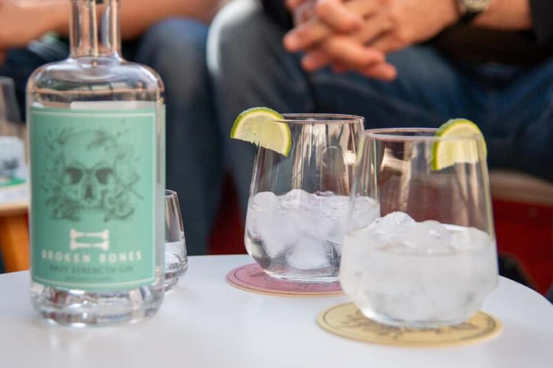 Ljubljana: Gin Tasting Boat Tour on the Ljubljanica River - The Cozy, Enclosed Boat Experience in All Seasons