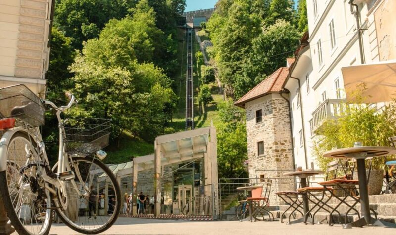 Ljubljana: Insta-Perfect Walk with a Local - Logistics, Group Size, and Practical Tips