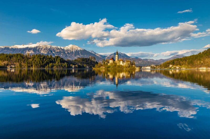 Ljubljana: Lake Bled Experience small group half-day tour - Key Points