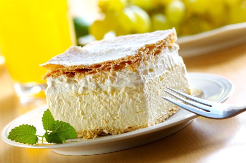 Ljubljana: Lake Bled Experience small group half-day tour - Free Time on Bled Island and Scenic Shoreline Walks