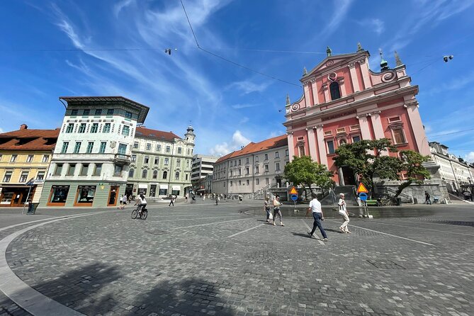 Ljubljana, Postojna Cave&Predjama Castle with Tickets from Zagreb - Discover Slovenia’s Top Highlights in a Day from Zagreb