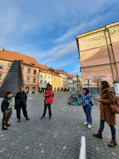 Ljubljana: Private tour to discover the city of dragons - Discovering Ljubljana’s Historic Heart