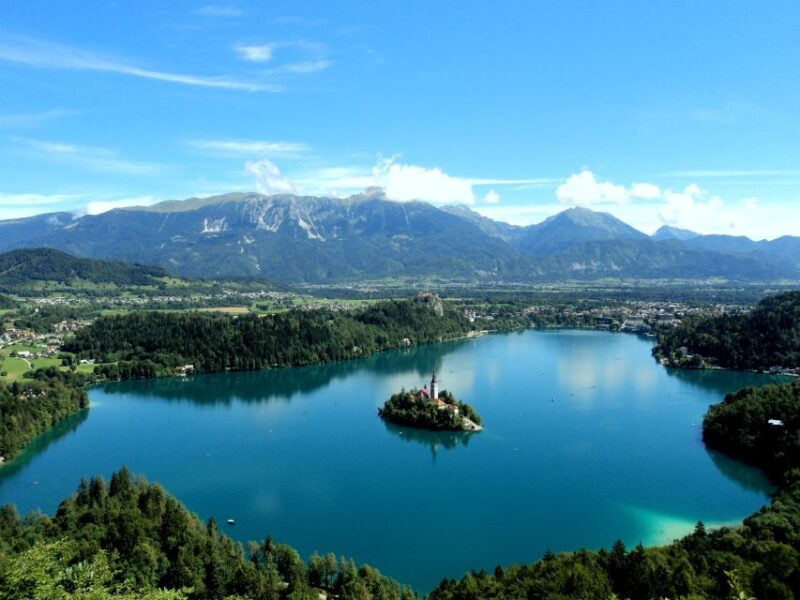 Ljubljana: Savica Waterfall, Lake Bohinj, and Lake Bled Tour - Food, Dining, and Local Cuisine