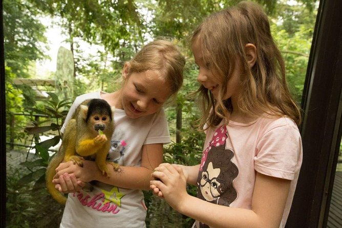 Ljubljana Tourist Card - Visiting Ljubljana Zoo with Family-Friendly Fun