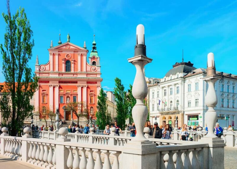 Ljubljana: Walking Tour and River Cruise - Starting Point in Ljubljana’s Old Town