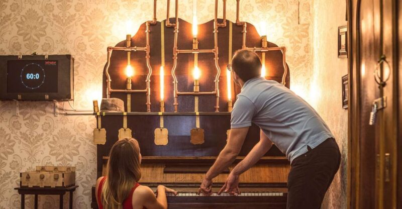 Ljubljana: Wondrous Machine Escape Room (2-6 players) - The Engaging Story of Saving Ljubljana from an Earthquake