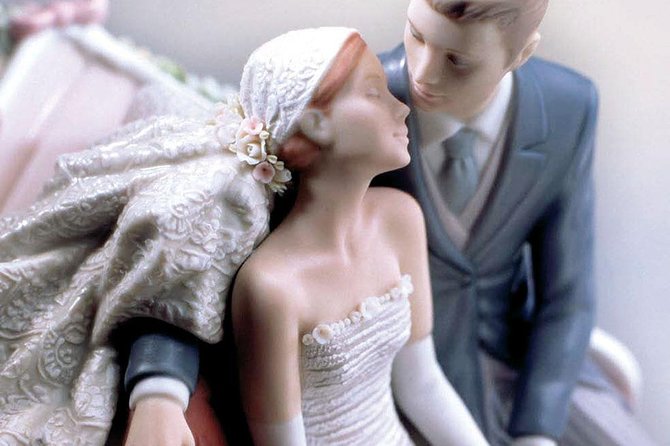 Lladro Factory Visit and Paella Lunch at the Beach - Who Will Enjoy This Tour Most?