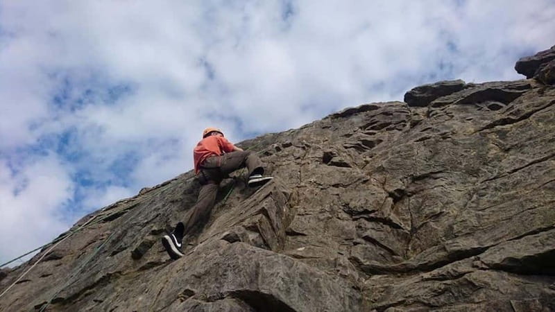 Llangollen: Rock Climbing and Abseiling Experience - Physical Requirements and Guidance for Participants