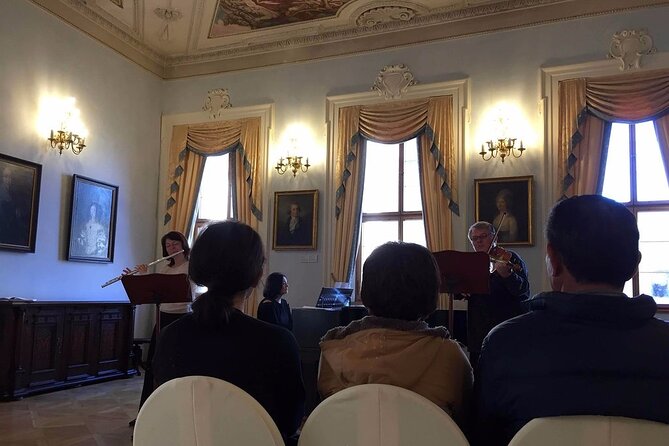 Lobkowicz Palace Concert in Prague Ticket - Accessibility and Physical Considerations
