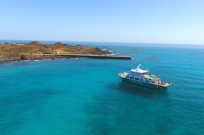 Lobos Island Ferry with Snorkel from Corralejo, Fuerteventura - Salt Marshes, Faro Martiño, and Laguna Basin