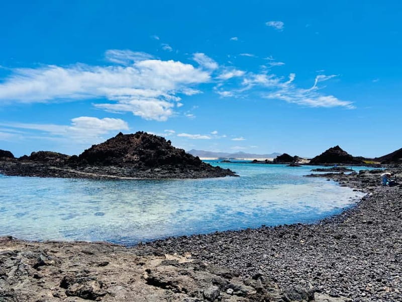 Lobos,Dunes,Popcorn Beach: small 8 persons group with guide! - Corralejo Dunes: Walking Through the Largest Dunes in the Canary Islands