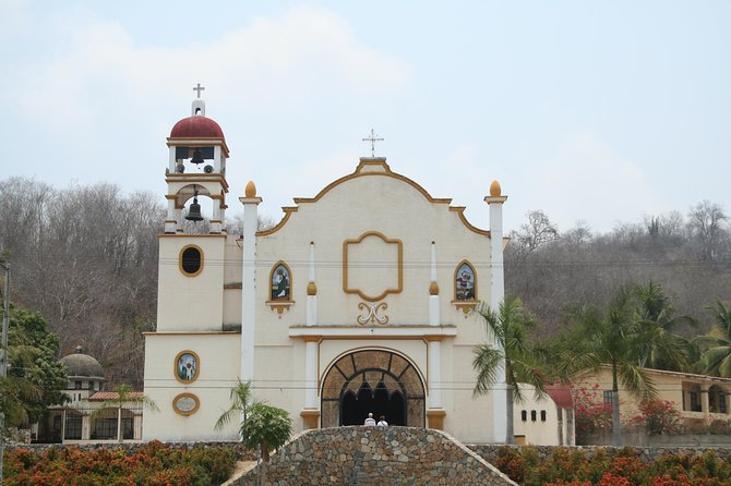 Local Experience Shopping and Sightseeing Tour - Mezcal Tasting: A Cultural Sip