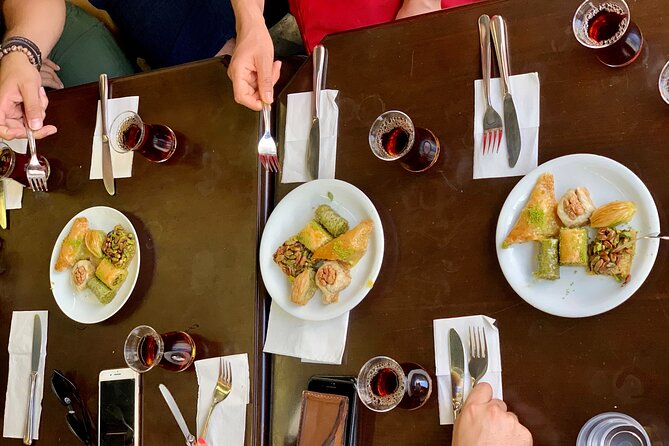 Local Food, History and Hidden Places Walking Tour in Istanbul - Savoring the Iconic Döner in Süleymaniye