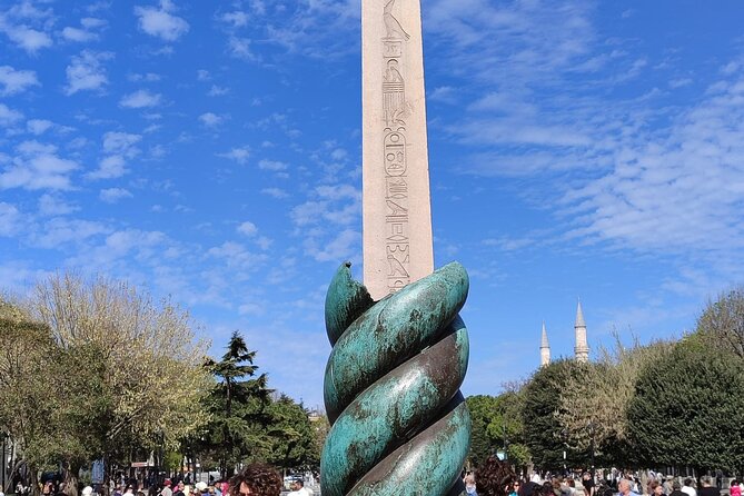 Local Tour with Guide Taha - Shopping and Culture at the Grand Bazaar