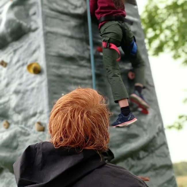 Loch Lomond: Climbing and Abseiling Wall Experience - Exciting Climbing and Abseiling Experience in Loch Lomond