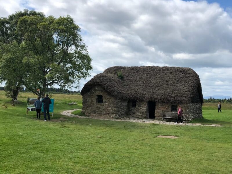 LOCH NESS ,CAWDOR CASTLE ,CLAVA CAIRNS & MORE FROM INVERNESS - Key Points