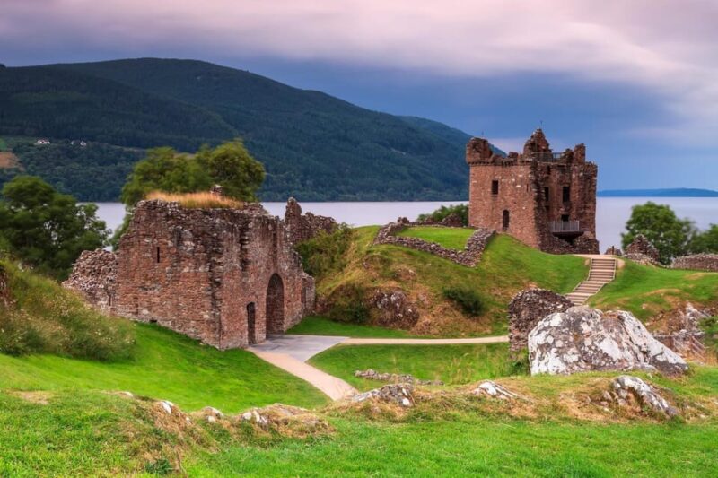 LOCH NESS ,CAWDOR CASTLE ,CLAVA CAIRNS & MORE FROM INVERNESS - Visiting Loch Ness and Urquhart Castle