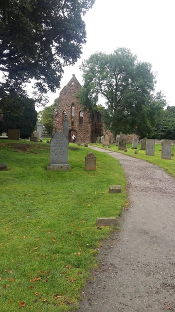 LOCH NESS, CULLODEN, AND CLAVA CAIRNS TOUR. From Invergordon - Visiting Cawdor Castle and Its Gardens
