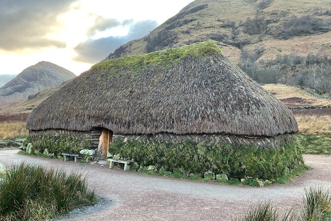 Loch Ness , Heilan Coos ,Great Glen , Fort William and Glencoe - Viewing Ben Nevis and the Highland Highlands