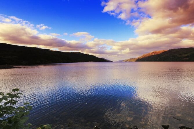 Loch Ness, Urquhart Castle & Culloden Battlefield - Explore the Best of Inverness: Loch Ness, Urquhart Castle & Culloden Battlefield