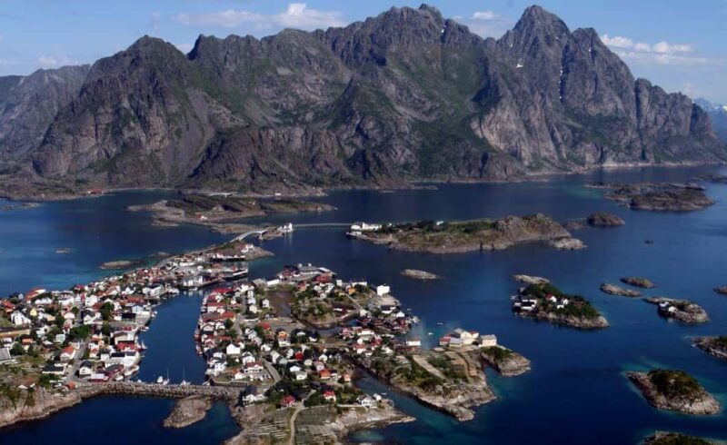 Lofoten Svolvær: Lunch cruise to Skrova & Henningsvær - Discover the Lofoten Islands by Sea on a Historic Vessel