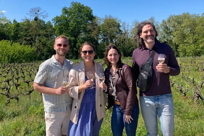 Loire Valley Castles and Wineries Private VIP Day Trip with Lunch - Visiting Château de Chambord: A Renaissance Masterpiece