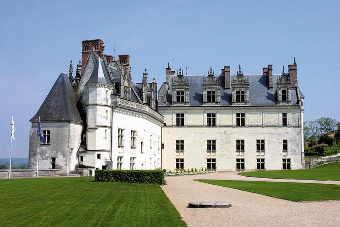 Loire Valley Castles Small-Group Day Trip from Paris - From Paris to the Loire Valley: A Scenic Drive