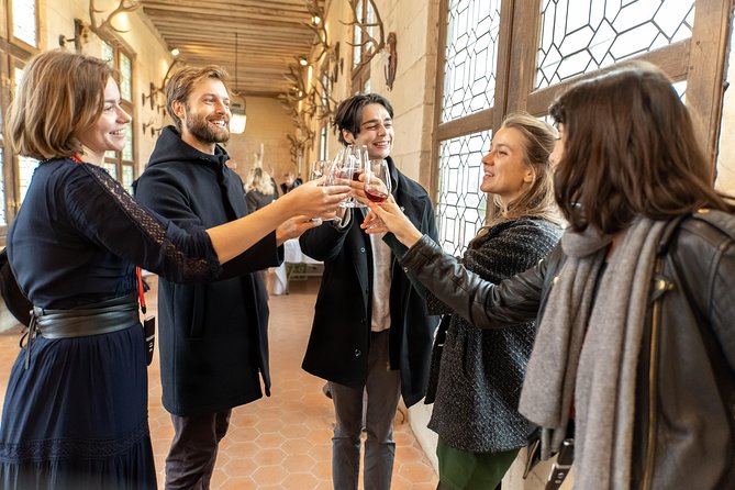 Loire Valley Castles Trip with Chenonceau and Chambord from Paris - Practicalities of the Tour: Transportation and Group Size