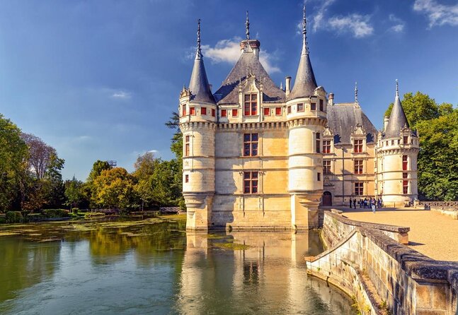 Loire Valley Day from Tours : Azay-le-Rideau, Villandry, Winery - Key Points