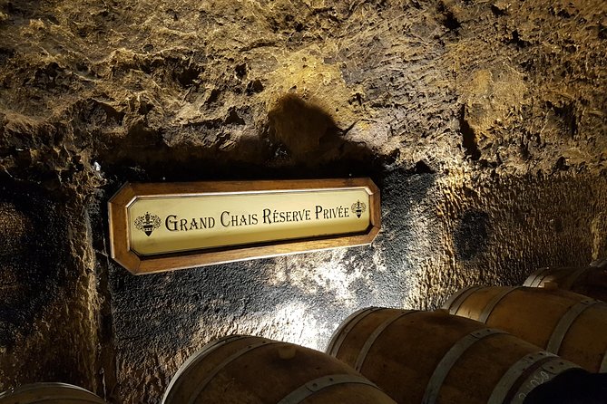 Loire Valley Half Day Wine Tour from Tours : Vouvray Wine Tasting - Logistics, Pacing, and Group Size