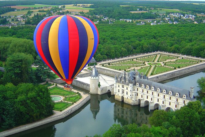 Loire Valley Hot-Air Balloon Ride - The Champagne Toast at Landing