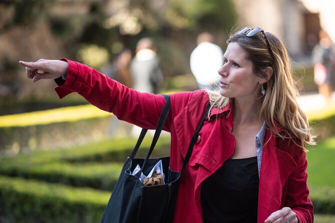 Loire Valley Trip from Paris with Private Local Guide & Private Transportation - Discovering Château de Chambord, the Largest and Most Famous Castle