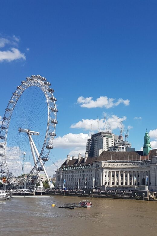 London: 30 Top City Sights Guided Group Walking Tour - Key Points