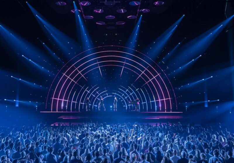 London: ABBA Voyage Express Bus and Optional Concert Ticket - The Electric Coach Journey: Setting the Scene from London