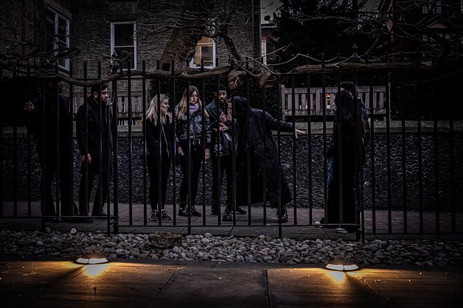 London After Dark: Haunted Ghost Walking Tour - Secrets Beneath St. Bride’s Church