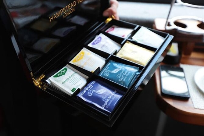 London Afternoon Tea Bus with Panoramic Tour - Seating and Comfort Considerations