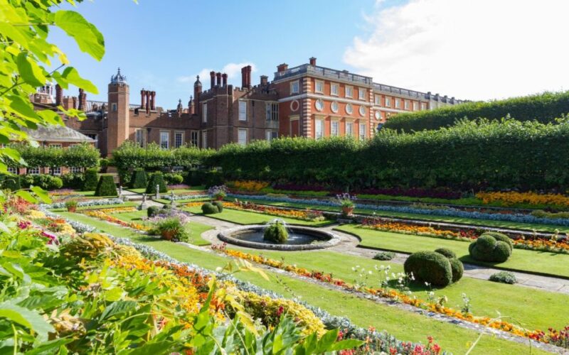 London Afternoon Tea, Fast-Track Kensington Palace Tickets - Kensington Palace Afternoon Tea with Fast-Track Tickets and Private Guide